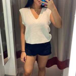 NWOT H&M Sleeveless Sweater Top
